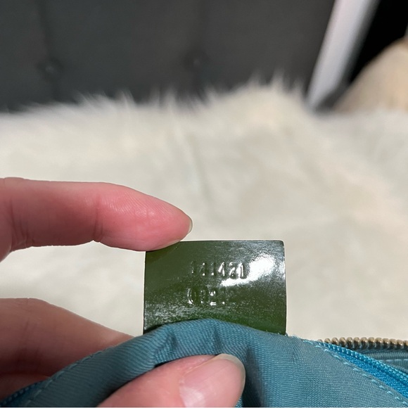 Gucci Small Canvas Tote Bag - Picture 11 of 17